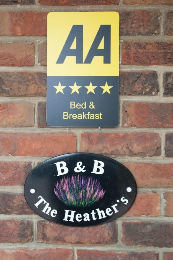 The Heather'S Bed And Breakfast クライストチャーチ エクステリア 写真